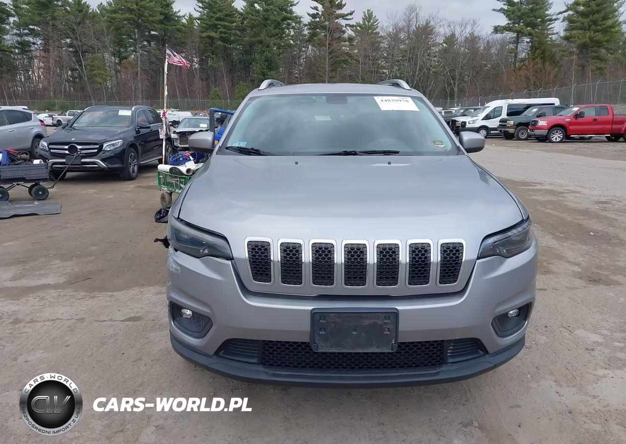 2019 Jeep Cherokee Latitude 4X4 VIN:1C4PJMCB9KD169767 - 12