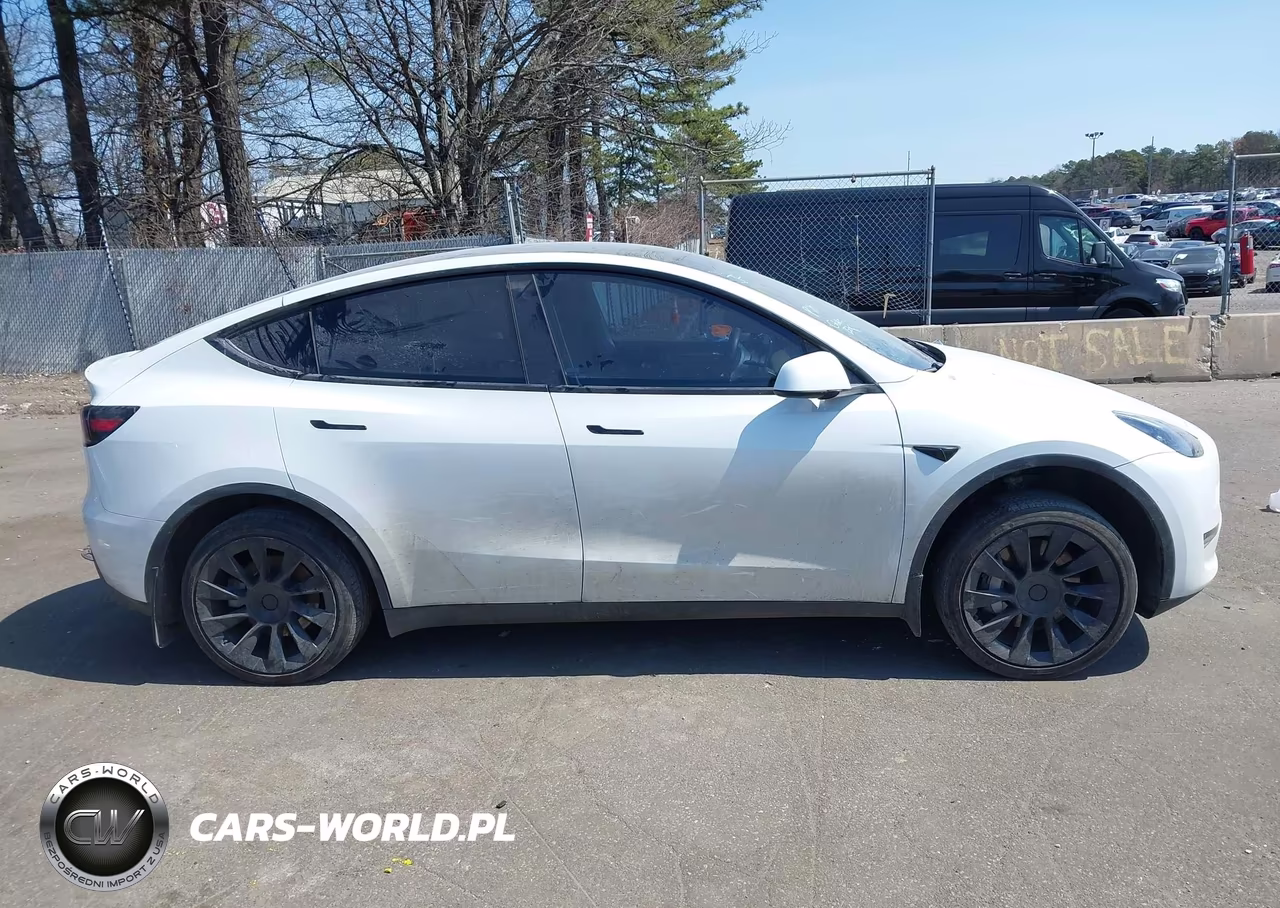 2023 Tesla Model Y Awd-Long Range Dual Motor All-Wheel Drive VIN:7SAYGDEE5PF763477 - 13