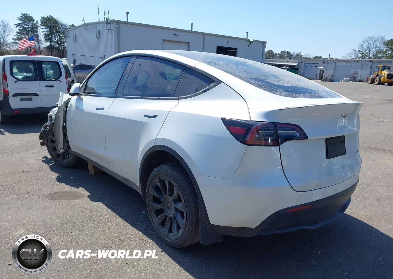 2023 Tesla Model Y Awd-Long Range Dual Motor All-Wheel Drive VIN:7SAYGDEE5PF763477 - 3