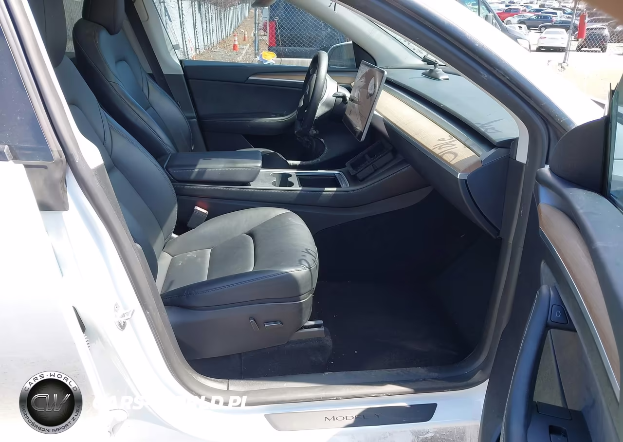 2023 Tesla Model Y Awd-Long Range Dual Motor All-Wheel Drive VIN:7SAYGDEE5PF763477 - 5