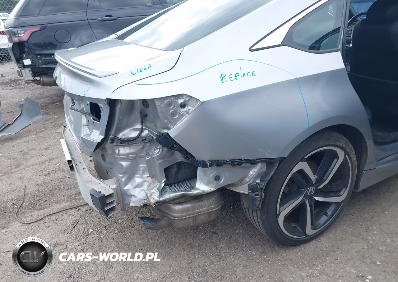 2018 Honda Accord Sport VIN:1HGCV1F38JA022492 - 18