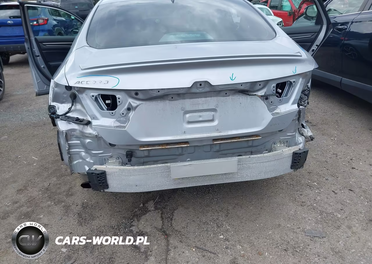 2018 Honda Accord Sport VIN:1HGCV1F38JA022492 - 6