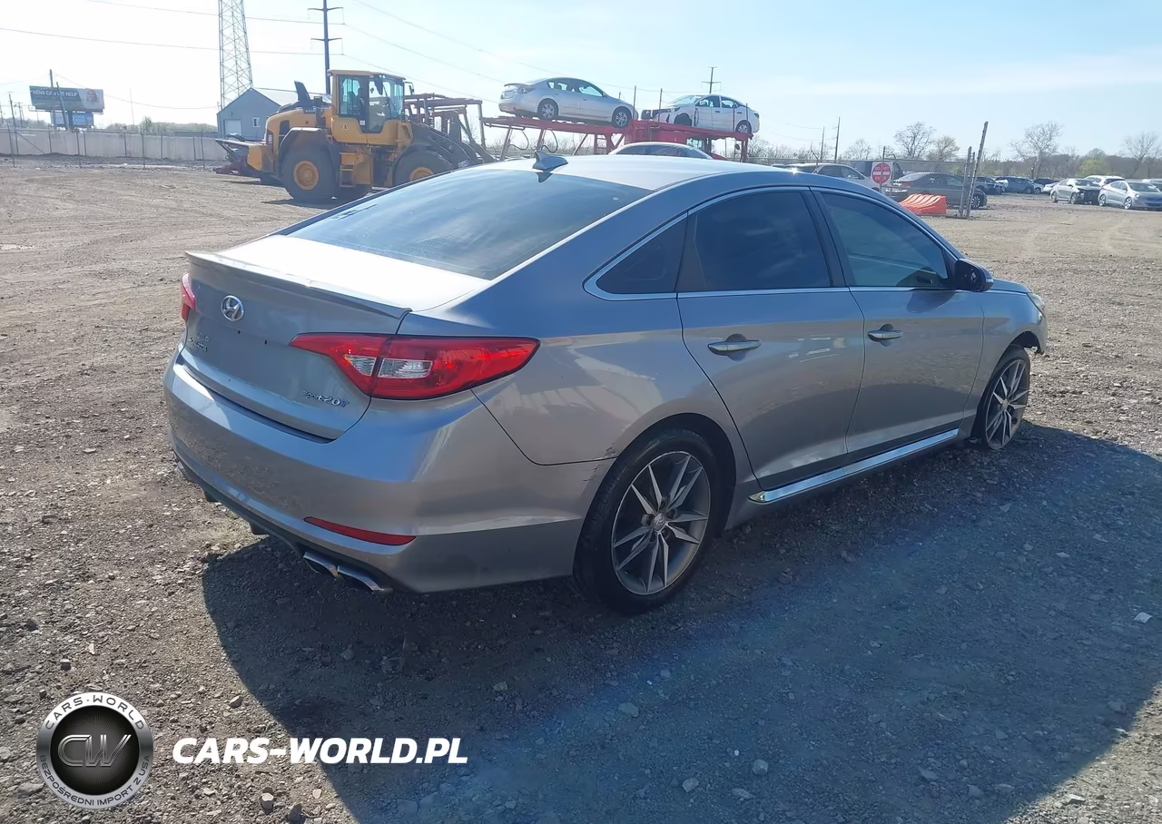 2017 Hyundai Sonata Sport 2.0T VIN:5NPE34AB7HH444463 - 4