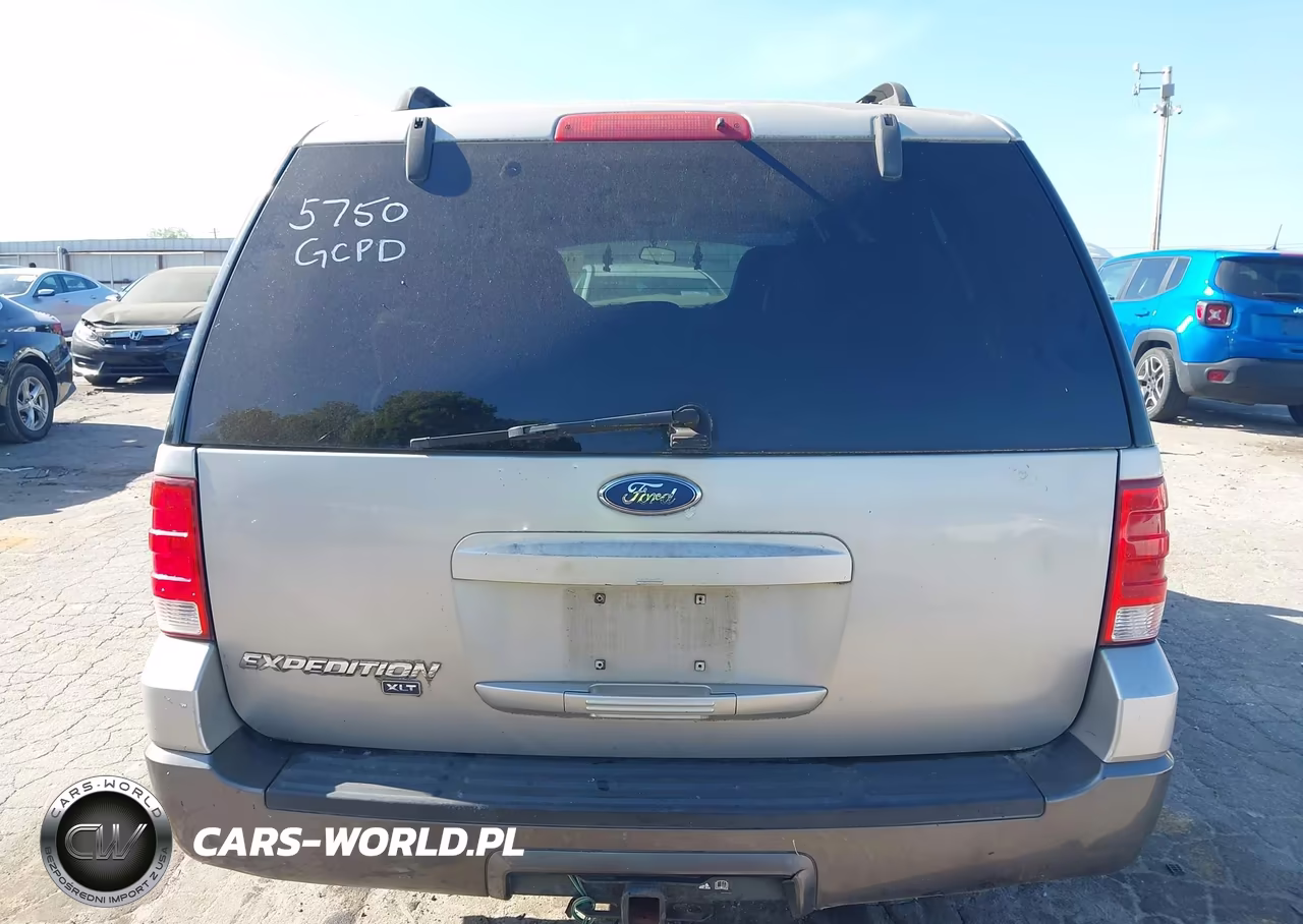 2005 Ford Expedition Xlt VIN:1FMPU15595LB05750 - 15