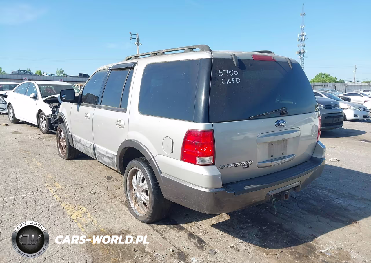 2005 Ford Expedition Xlt VIN:1FMPU15595LB05750 - 3