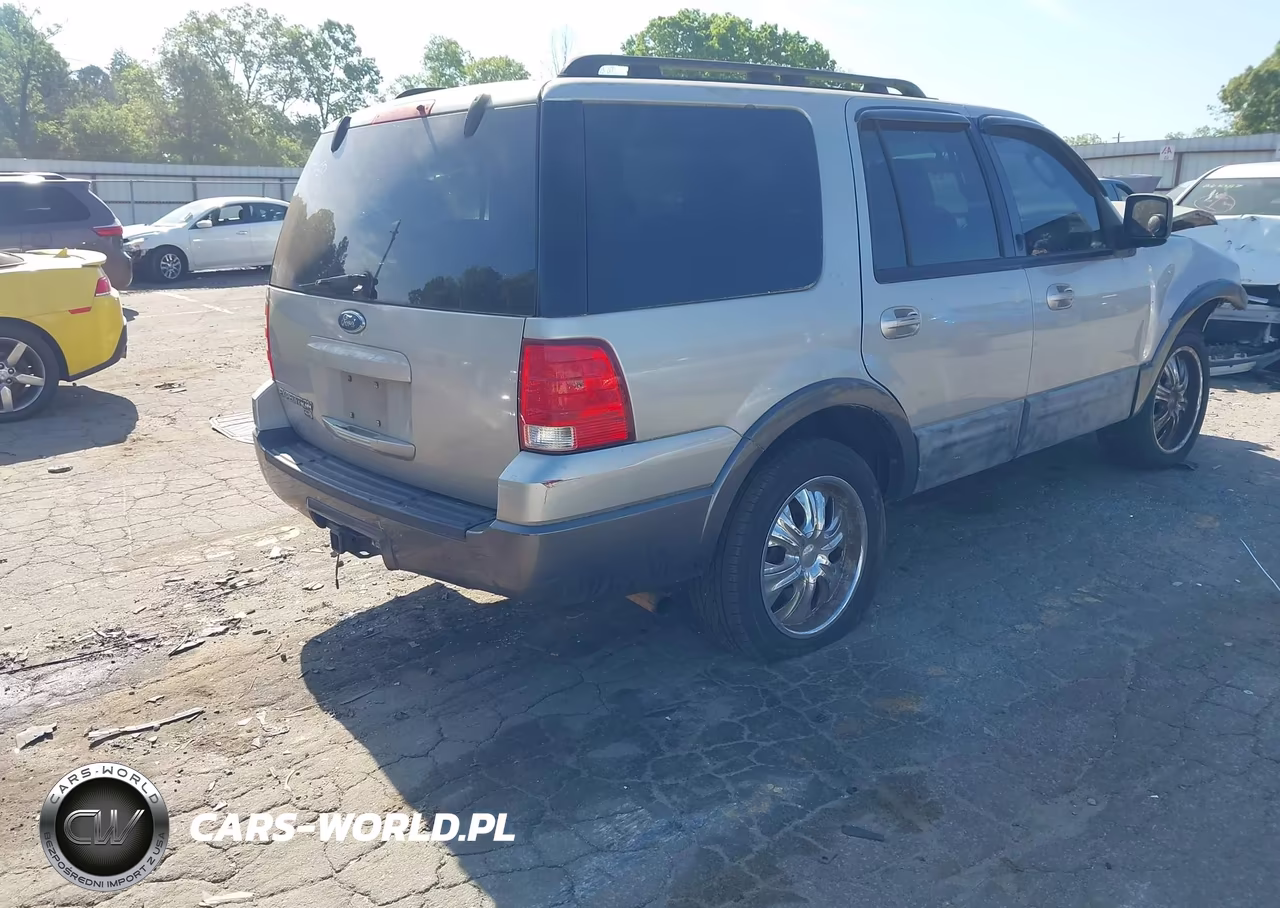 2005 Ford Expedition Xlt VIN:1FMPU15595LB05750 - 4