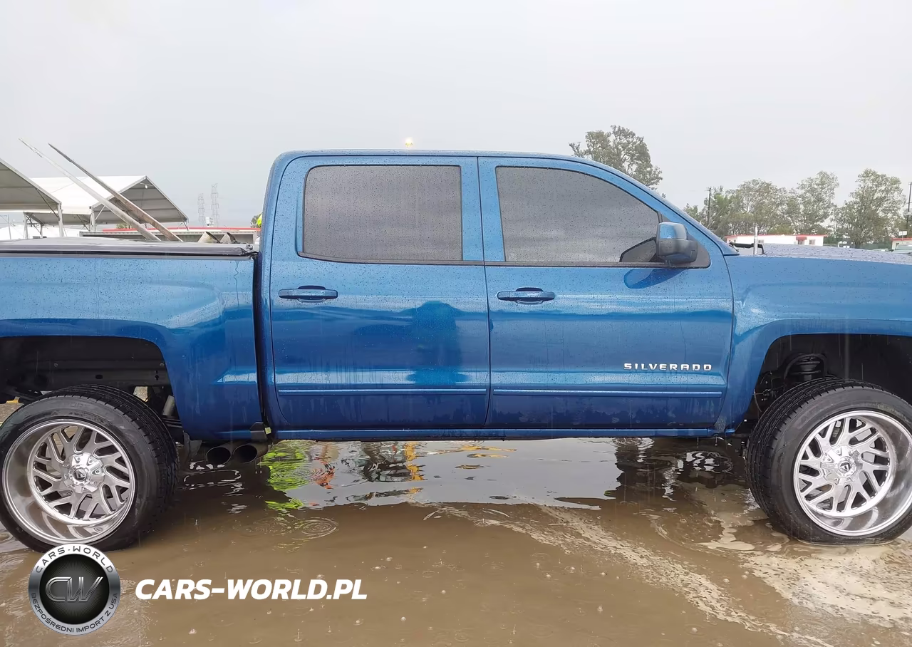 2018 Chevrolet Silverado 1500 1Lt VIN:3GCUCRER0JG402439 - 13