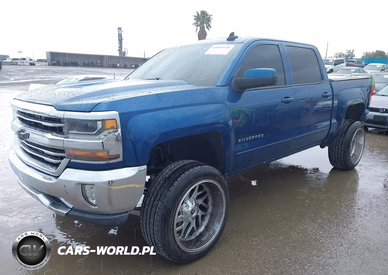 2018 Chevrolet Silverado 1500 1Lt VIN:3GCUCRER0JG402439 - 2