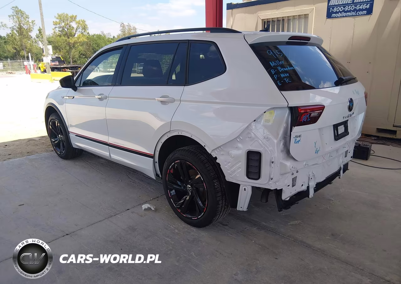 2024 Volkswagen Tiguan 2.0T Se R-Line Black VIN:3VVCB7AX9RM204481 - 3