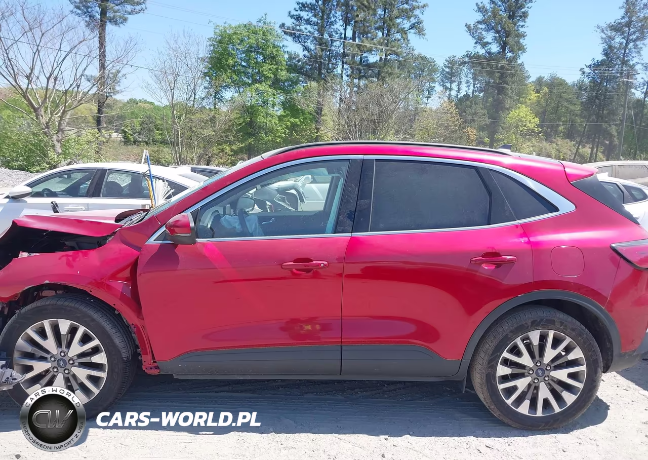 2020 Ford Escape Titanium VIN:1FMCU9J9XLUB46921 - 14