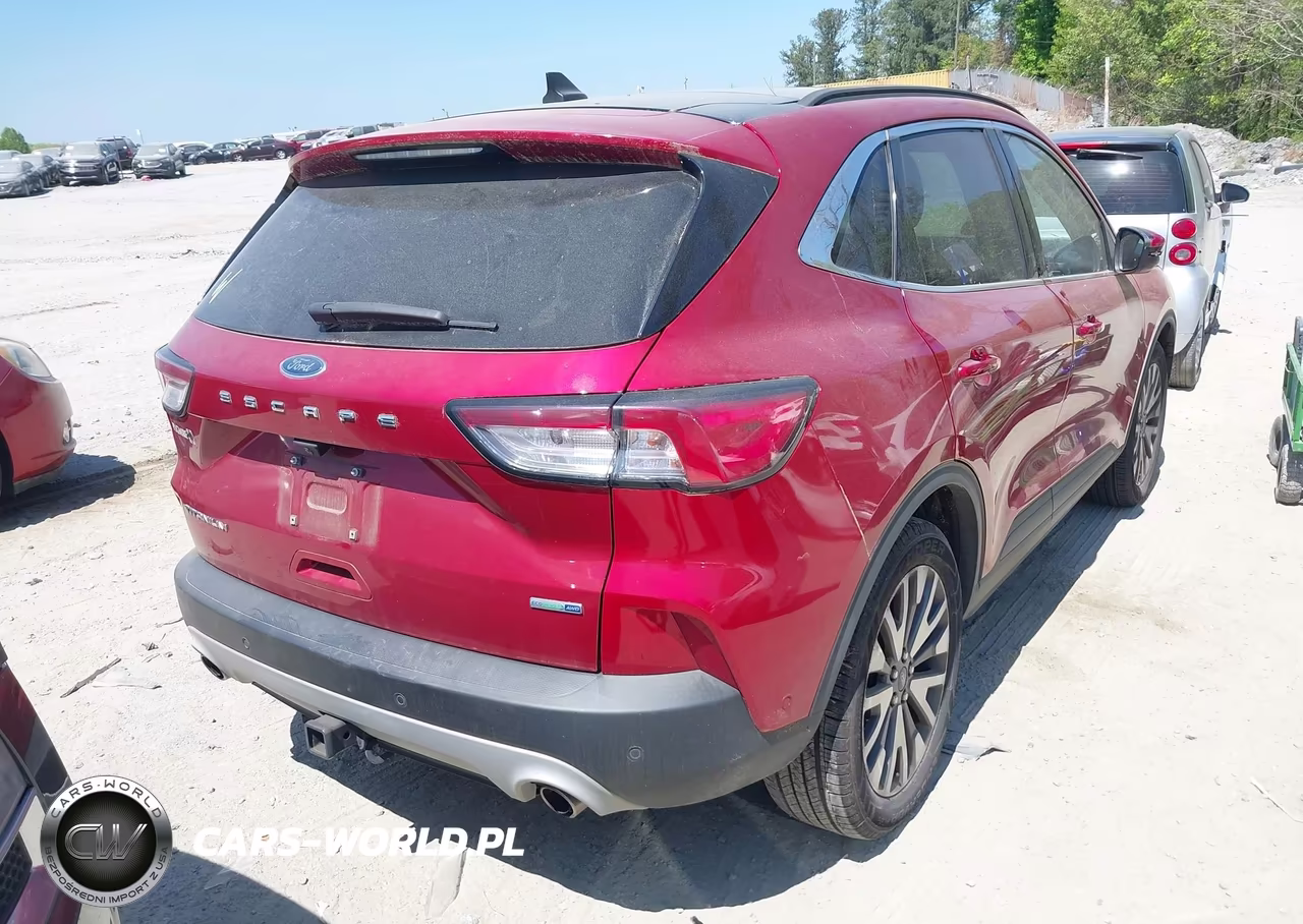 2020 Ford Escape Titanium VIN:1FMCU9J9XLUB46921 - 4
