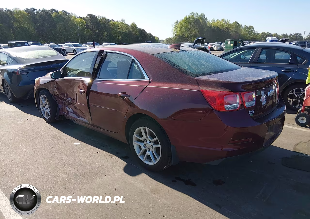2015 Chevrolet Malibu 1Lt VIN:1G11C5SL1FF284351 - 3