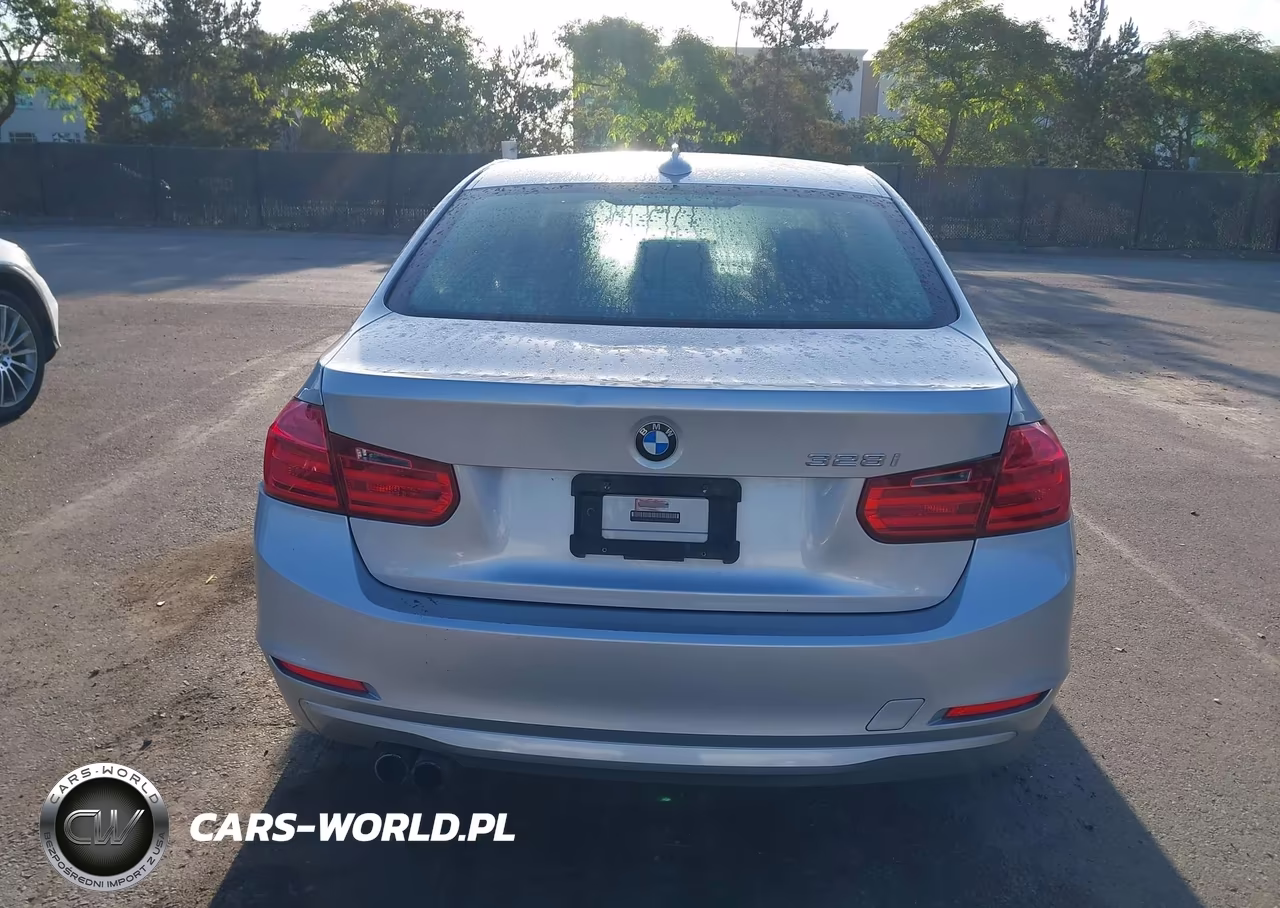 2013 BMW 328I VIN:WBA3A5G54DNP26409 - 16