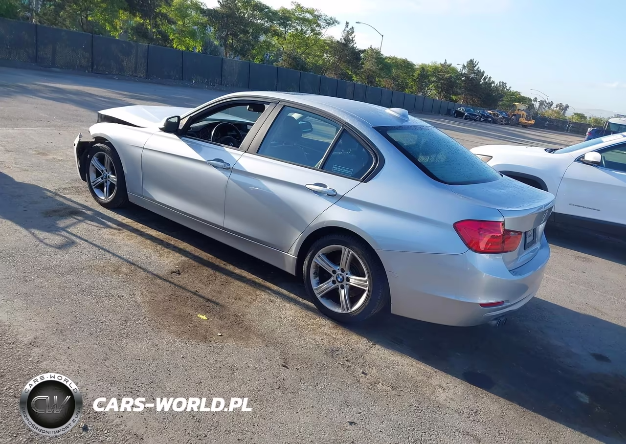 2013 BMW 328I VIN:WBA3A5G54DNP26409 - 3