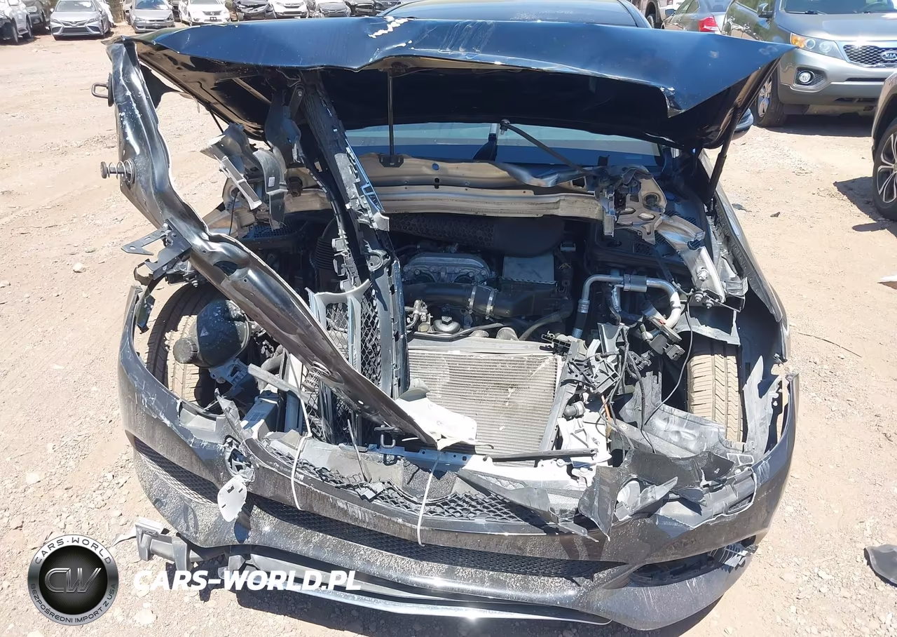 2017 Mercedes-Benz C 300 VIN:55SWF4JB3HU208420 - 6