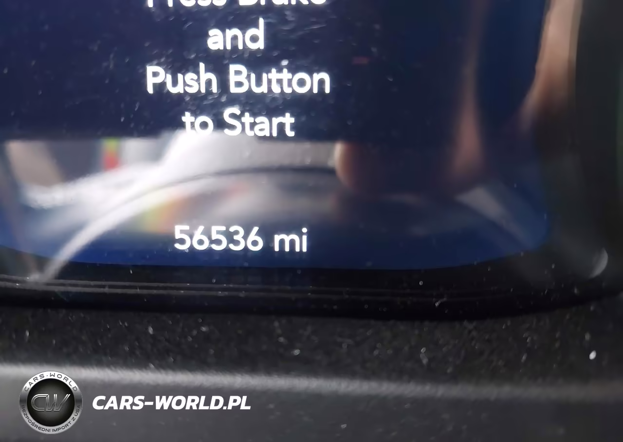 2021 Jeep Wrangler Unlimited Sahara 4X4 VIN:1C4HJXEN9MW514297 - 16