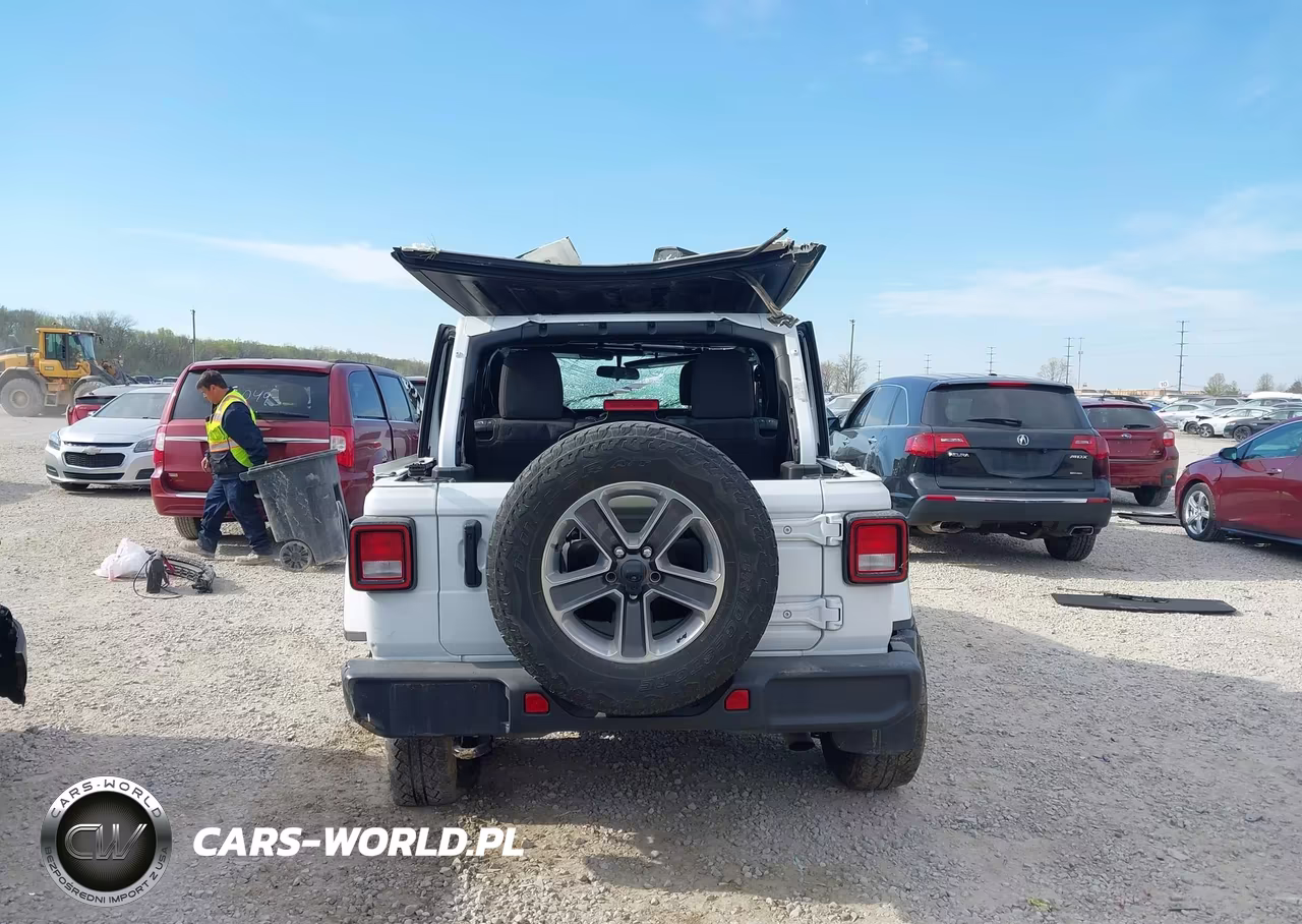 2021 Jeep Wrangler Unlimited Sahara 4X4 VIN:1C4HJXEN9MW514297 - 17