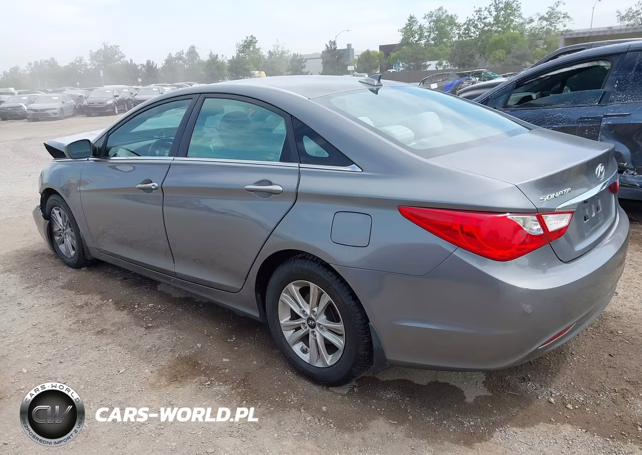 2013 Hyundai Sonata Gls VIN:5NPEB4AC2DH697468 - 3