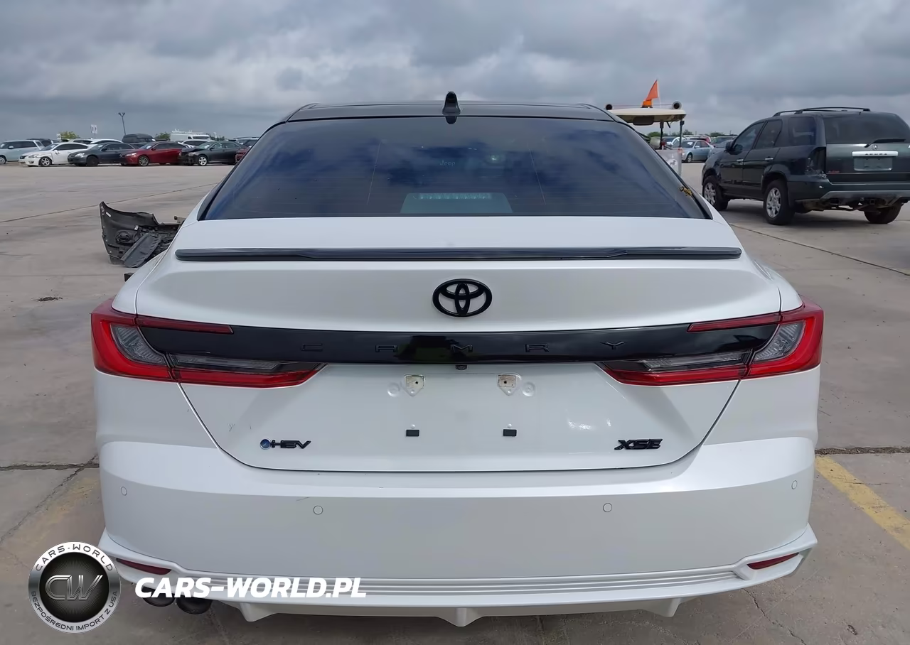 2026 Toyota Camry Xse VIN:4T1DAACK5TU235035 - 17
