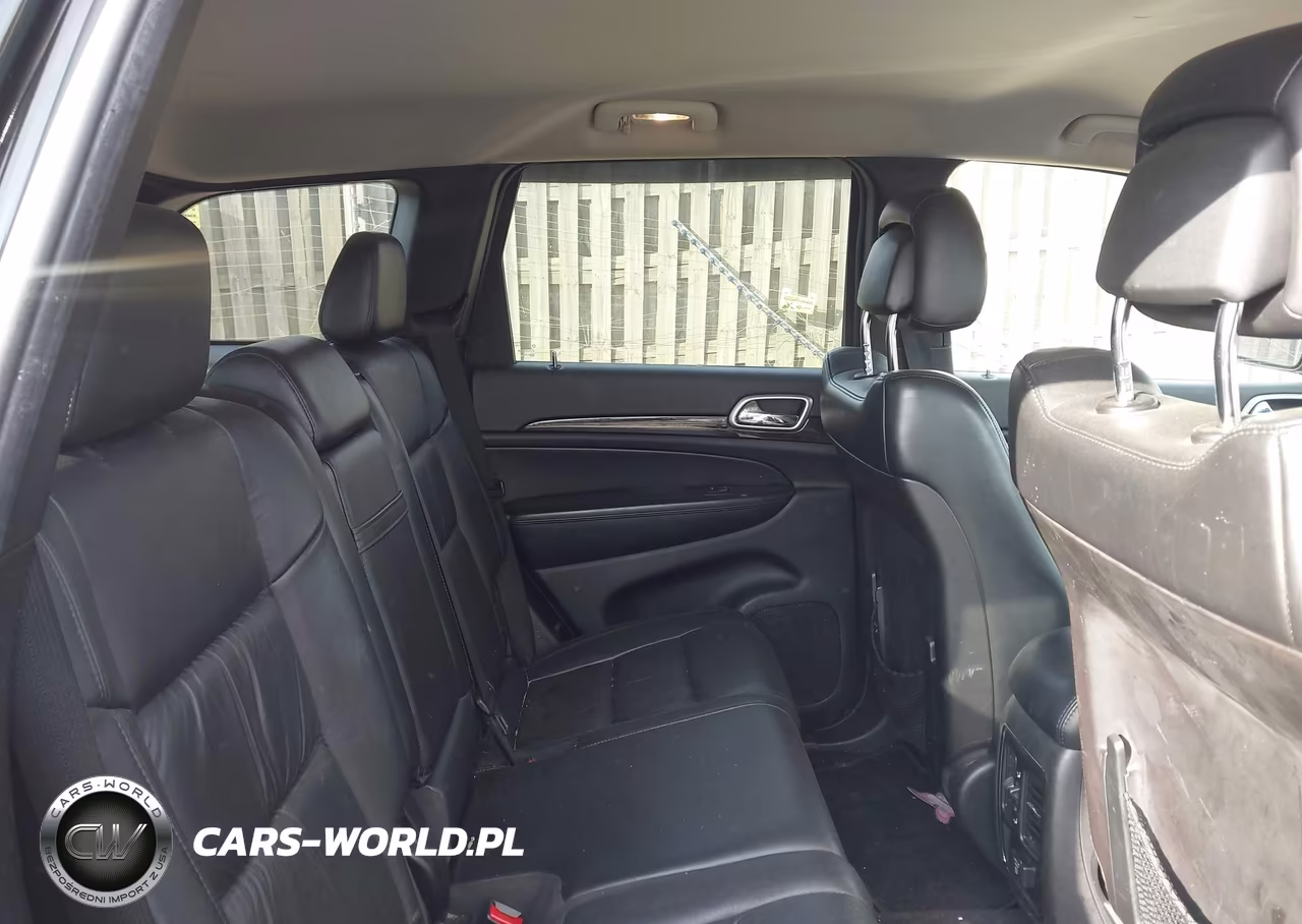 2012 Jeep Grand Cherokee Laredo VIN:1C4RJFAG3CC121109 - 8