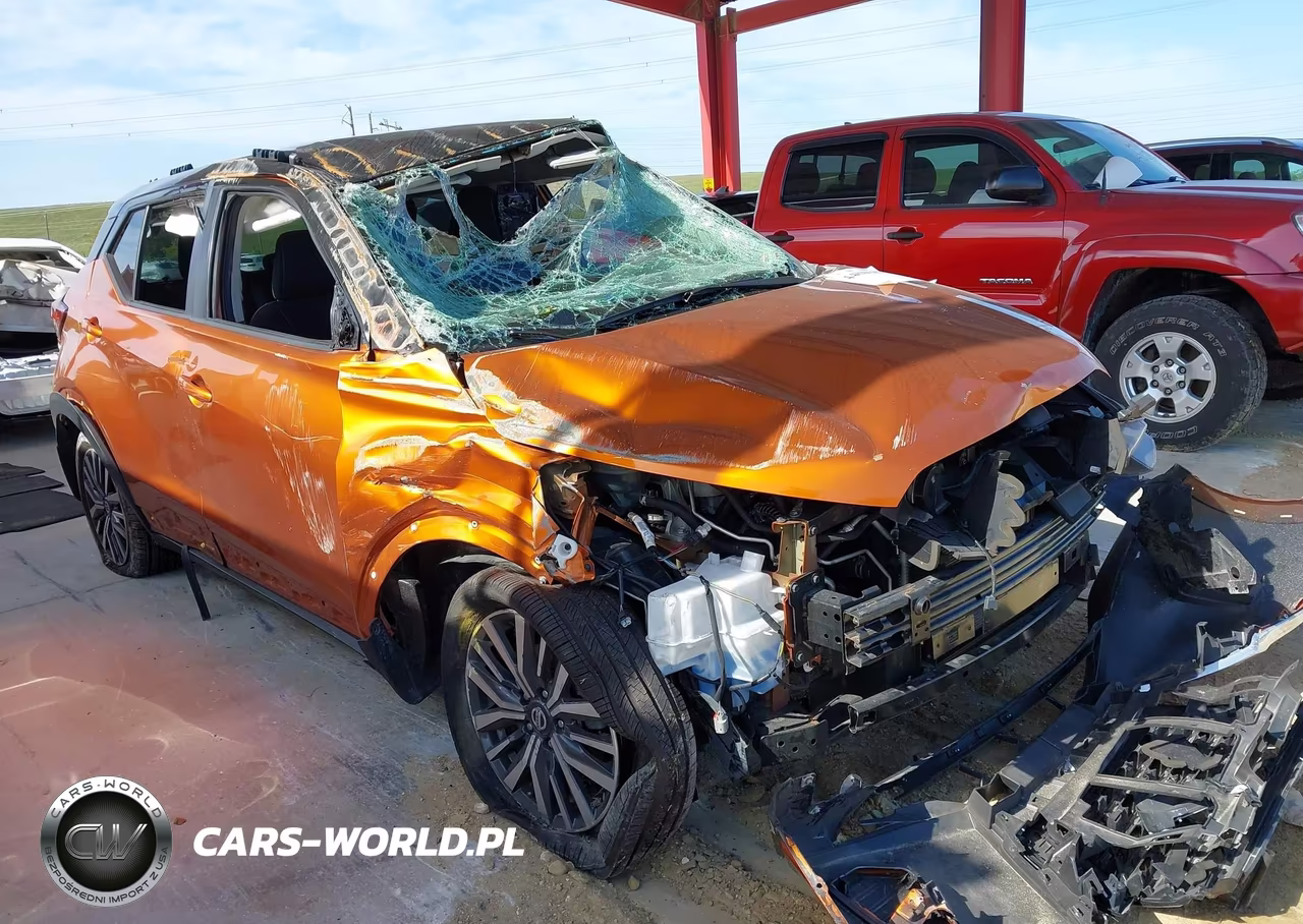 2021 Nissan Kicks Sv Xtronic Cvt