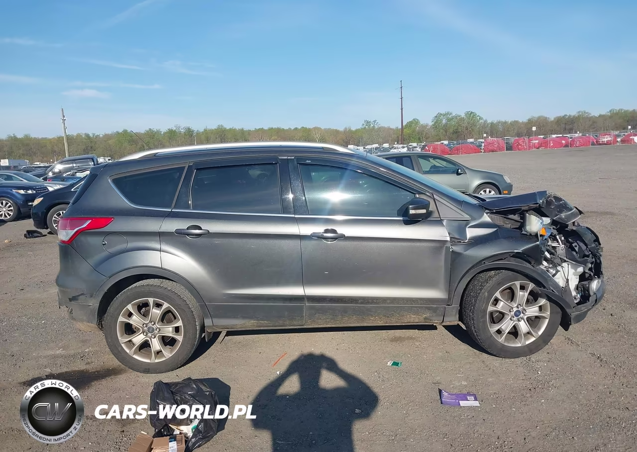 2016 Ford Escape Titanium VIN:1FMCU9JX3GUB51575 - 13