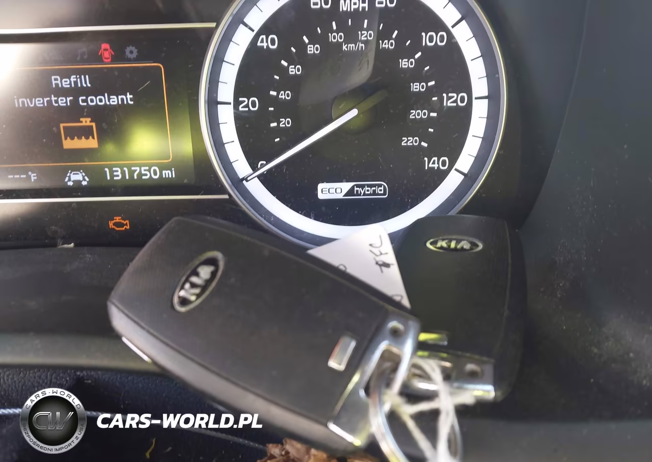 2018 Kia Niro Touring VIN:KNDCE3LC4J5125335 - 11
