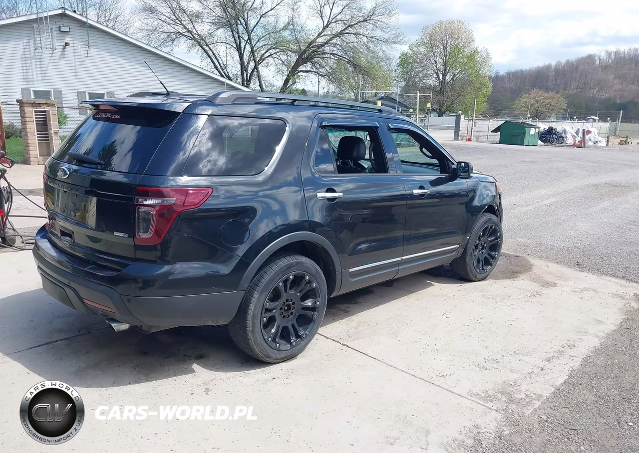 2013 Ford Explorer Sport VIN:1FM5K8GT8DGC19103 - 4