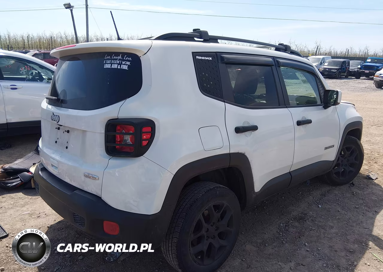 2018 Jeep Renegade Latitude 4X4 VIN:ZACCJBBB2JPJ51869 - 4