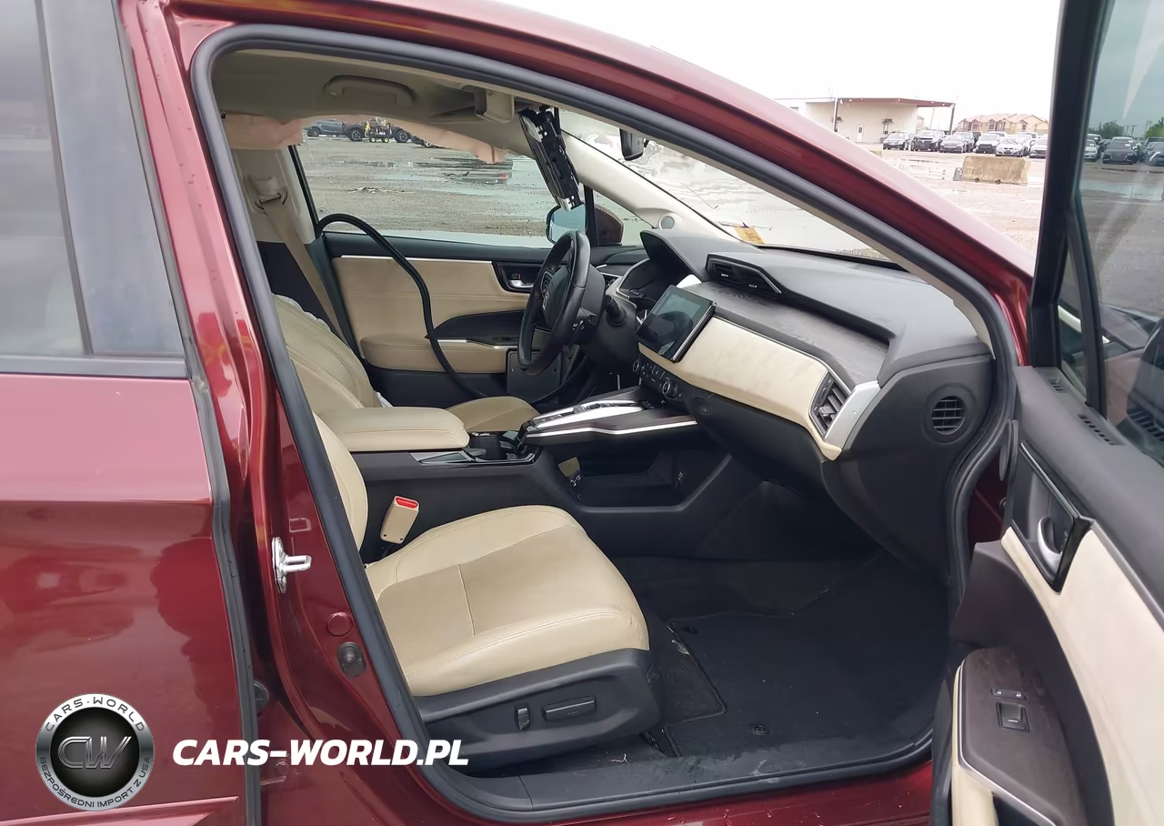 2018 Honda Clarity Plug-In Hybrid Touring VIN:JHMZC5F38JC022548 - 5