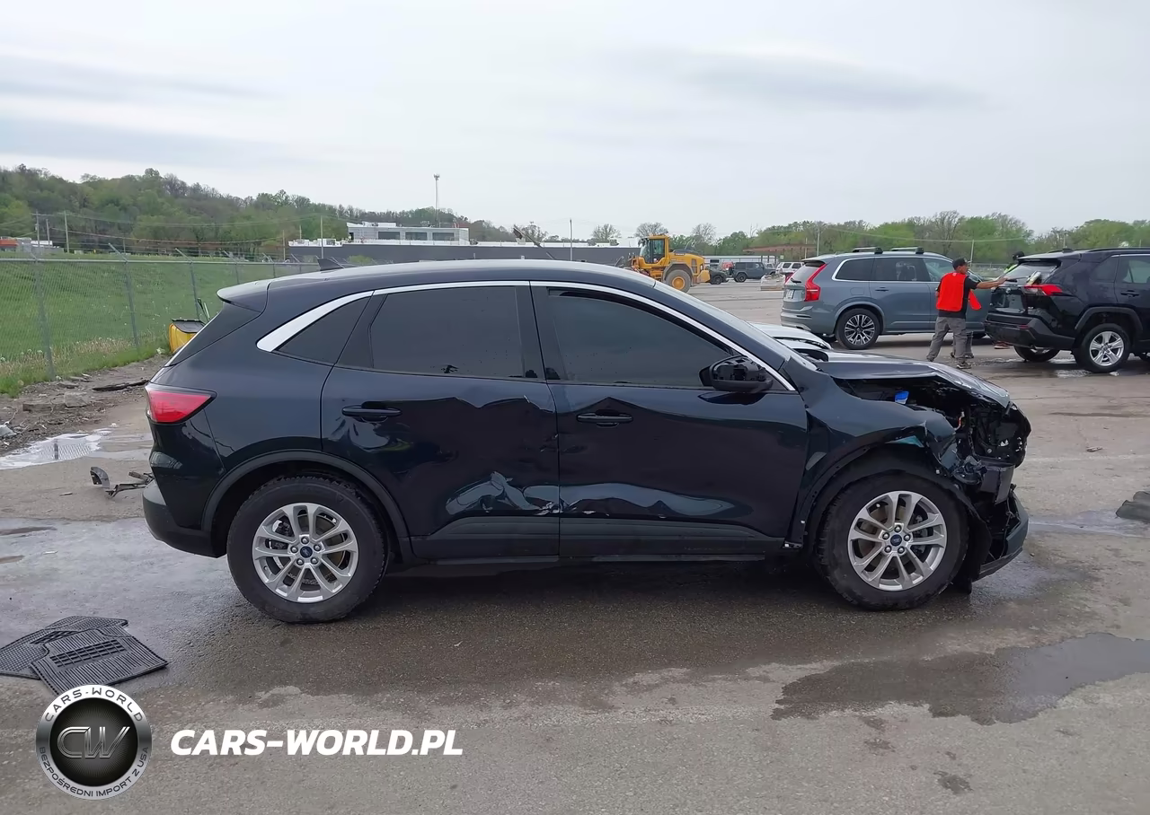 2021 Ford Escape Se VIN:1FMCU0G62MUA03536 - 13