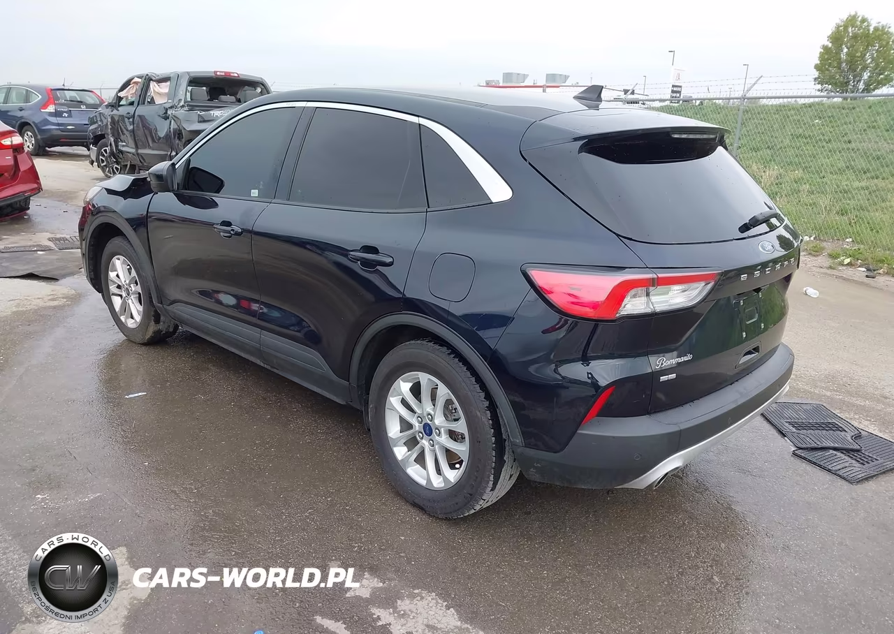 2021 Ford Escape Se VIN:1FMCU0G62MUA03536 - 3