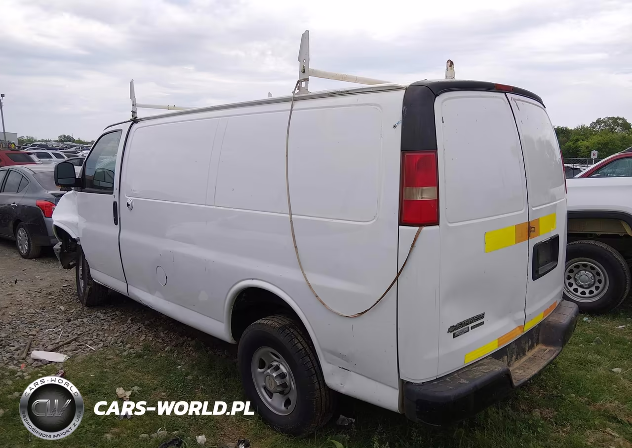 2012 Chevrolet Express 2500 Work Van VIN:1GCWGFCA9C1178954 - 3