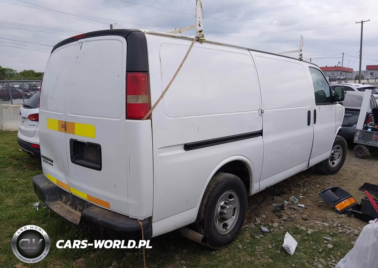 2012 Chevrolet Express 2500 Work Van VIN:1GCWGFCA9C1178954 - 4