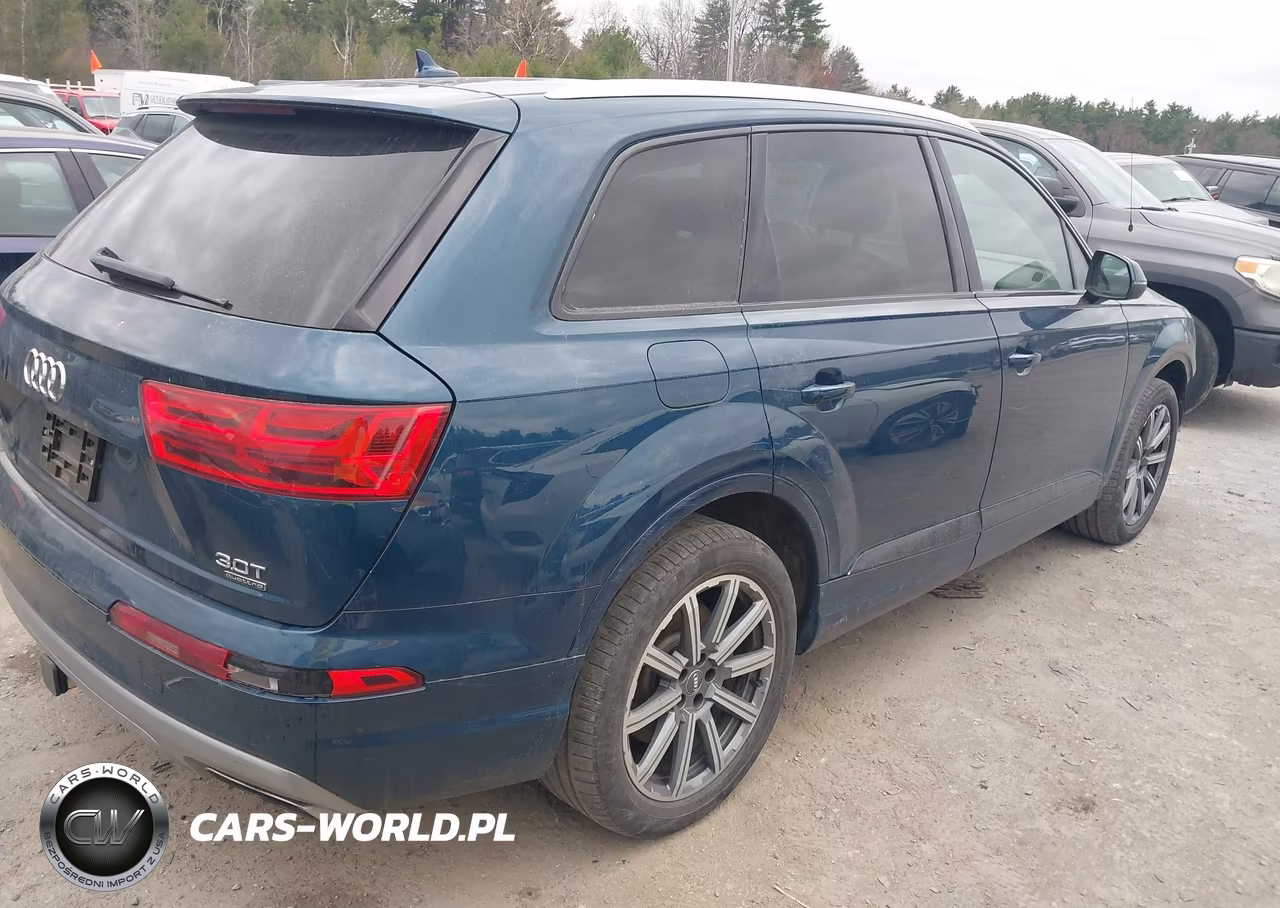 2018 Audi Q7 3.0T Premium VIN:WA1LAAF78JD039427 - 4