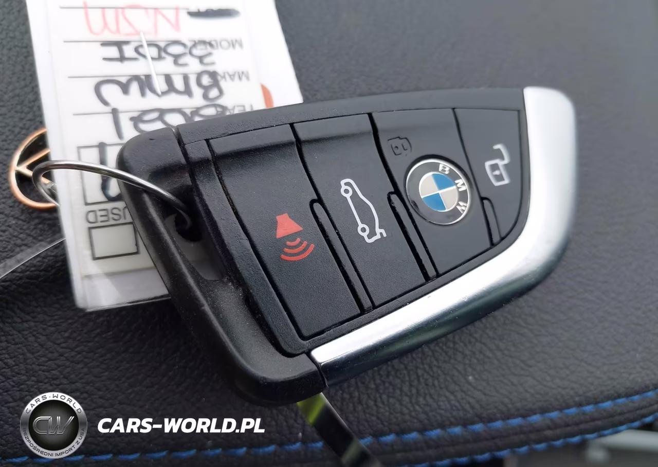 2021 BMW 330I xDrive VIN:3MW5R7J08M8B50949 - 11