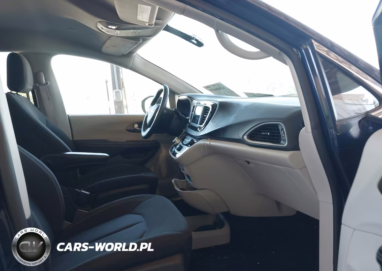 2020 Chrysler Voyager Lx VIN:2C4RC1CG5LR243410 - 5