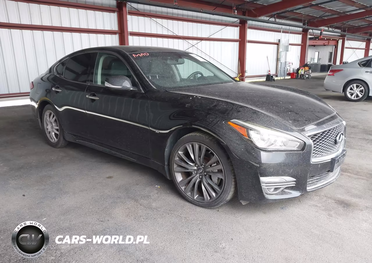 2018 Infiniti Q70 3.7 Luxe