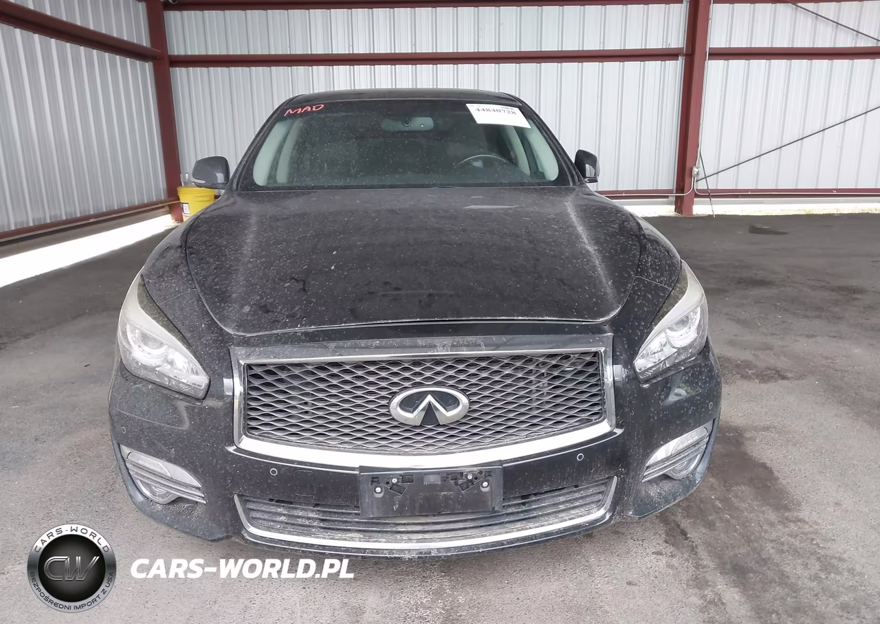 2018 Infiniti Q70 3.7 Luxe VIN:JN1BY1AP3JM180915 - 12
