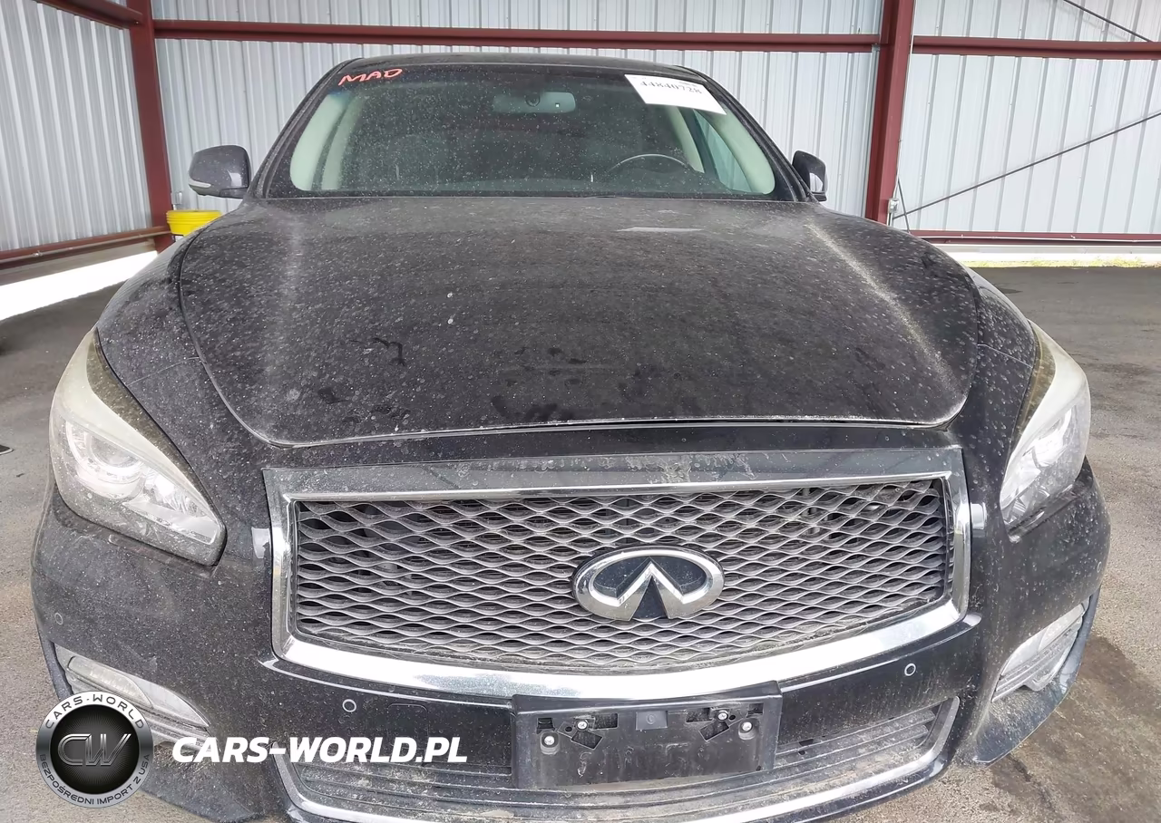 2018 Infiniti Q70 3.7 Luxe VIN:JN1BY1AP3JM180915 - 6