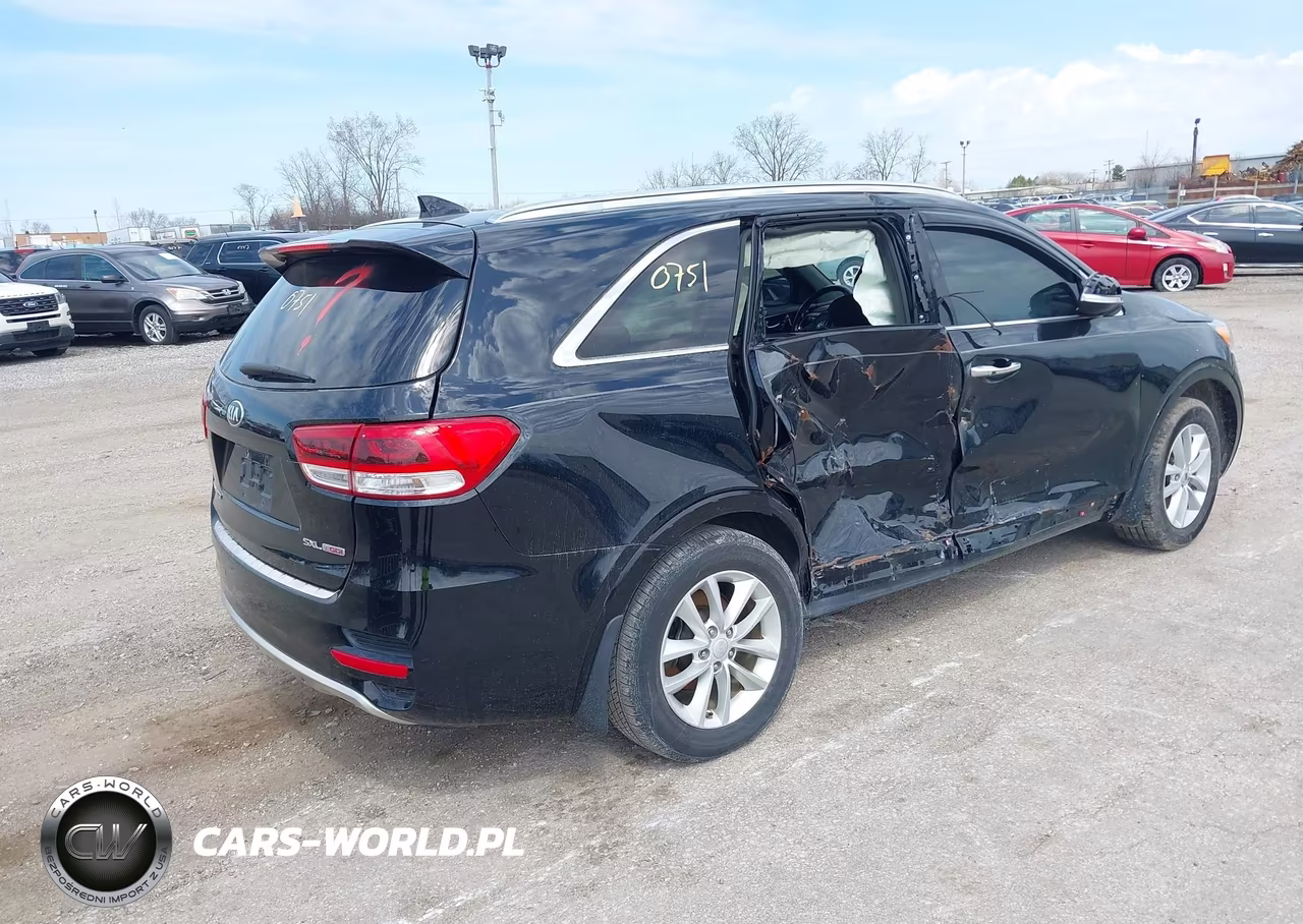 2016 Kia Sorento 2.0T Sxl VIN:5XYPKDA13GG041735 - 4