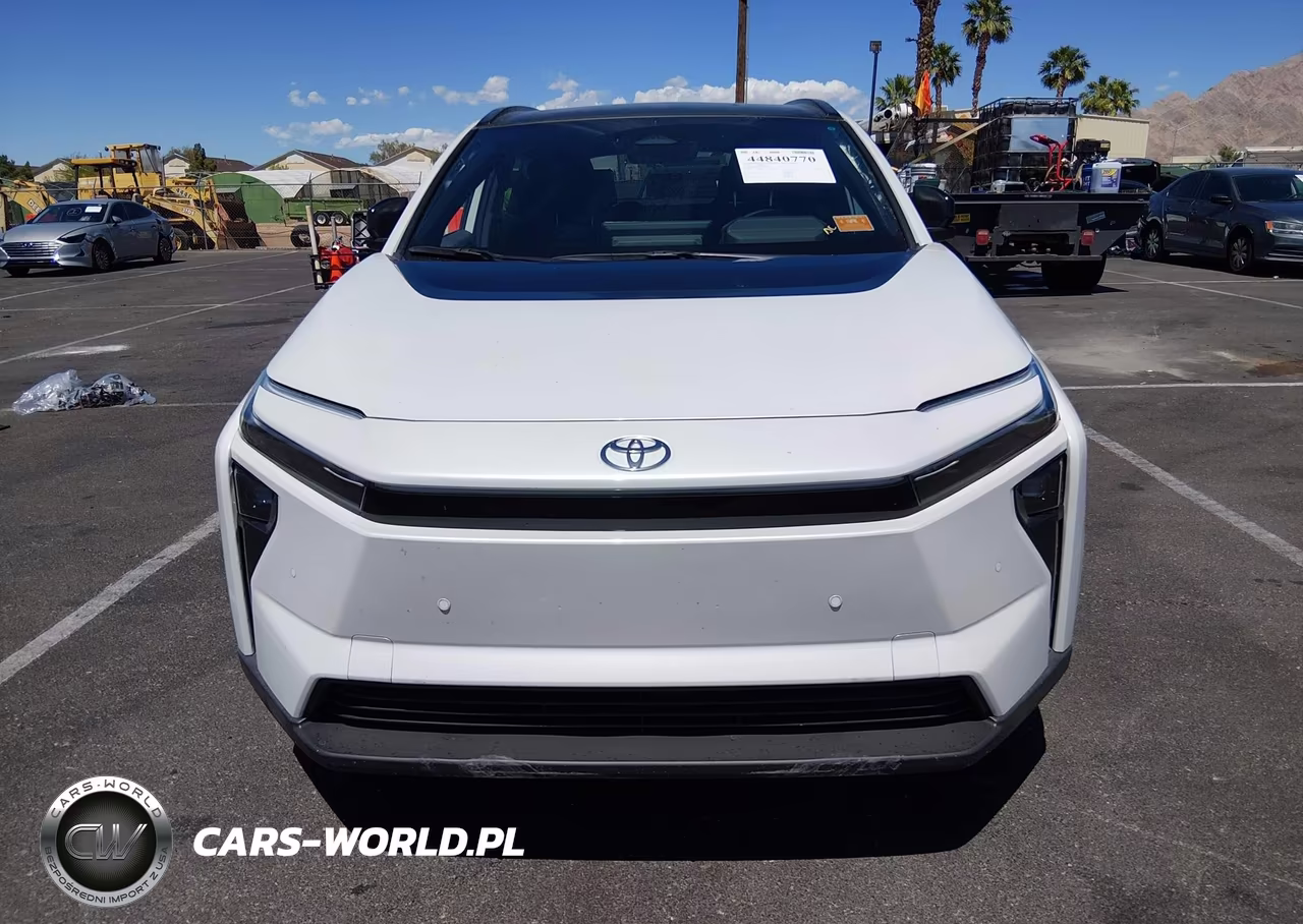 2026 Toyota Bz Xle VIN:JTMBDAFB6TJ017900 - 12