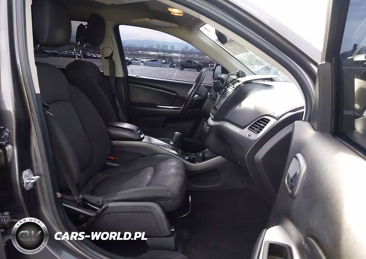2018 Dodge Journey Se VIN:3C4PDCAB9JT499020 - 5