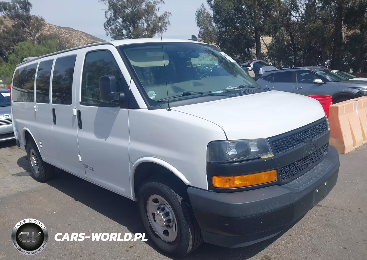2022 Chevrolet Express Passenger Rwd 3500 Regular Wheelbase Ls