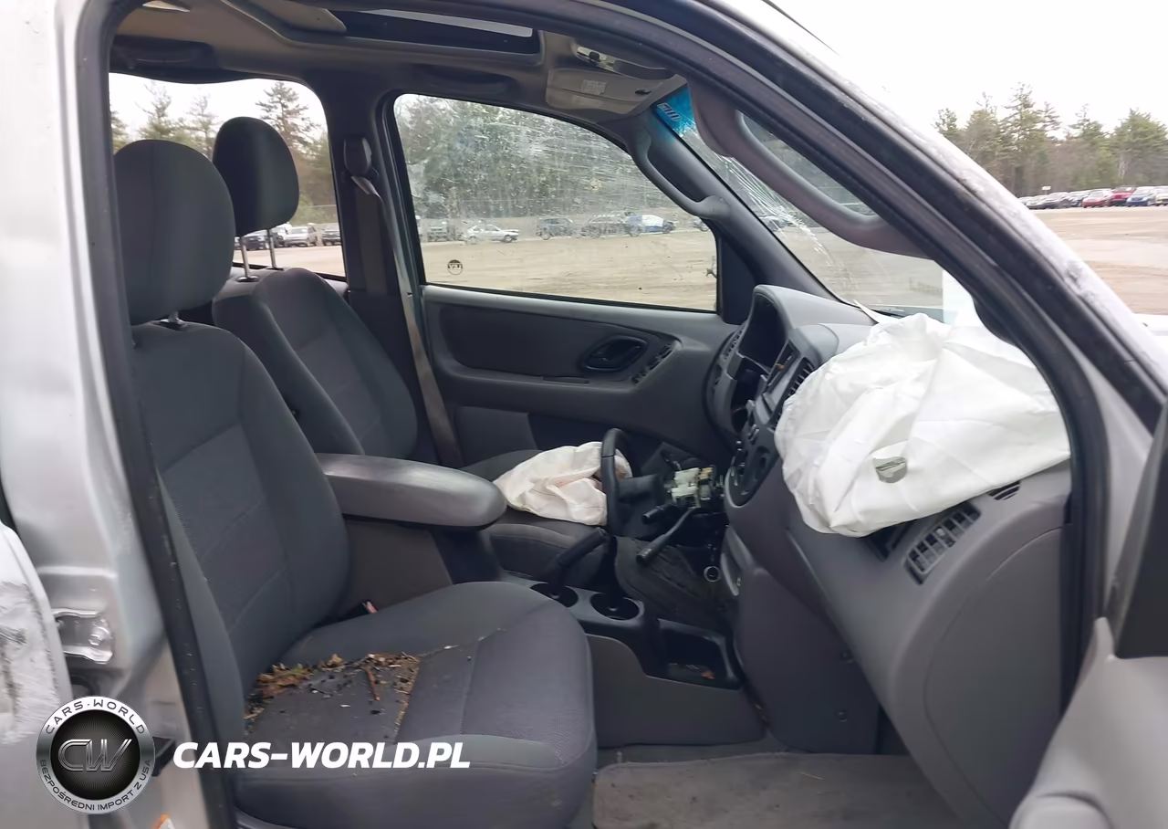 2002 Ford Escape Xlt VIN:1FMCU041X2KB00422 - 5