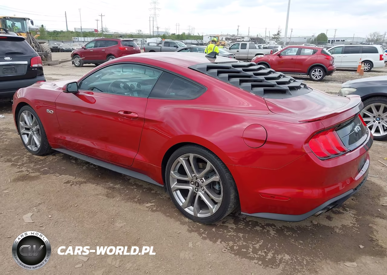 2020 Ford Mustang Gt Premium Fastback VIN:1FA6P8CF4L5142899 - 3