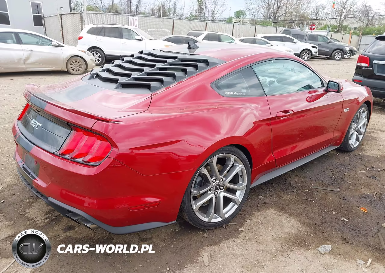 2020 Ford Mustang Gt Premium Fastback VIN:1FA6P8CF4L5142899 - 4