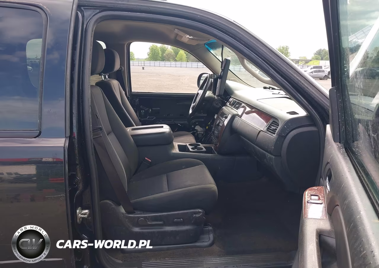 2013 Chevrolet Avalanche Ls VIN:3GNMCEE03DG198287 - 5