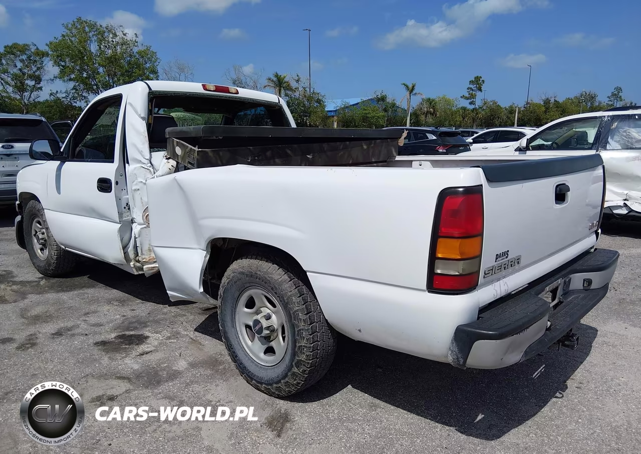 2004 GMC Sierra 1500 Work Truck VIN:1GTEC14V44Z283318 - 3
