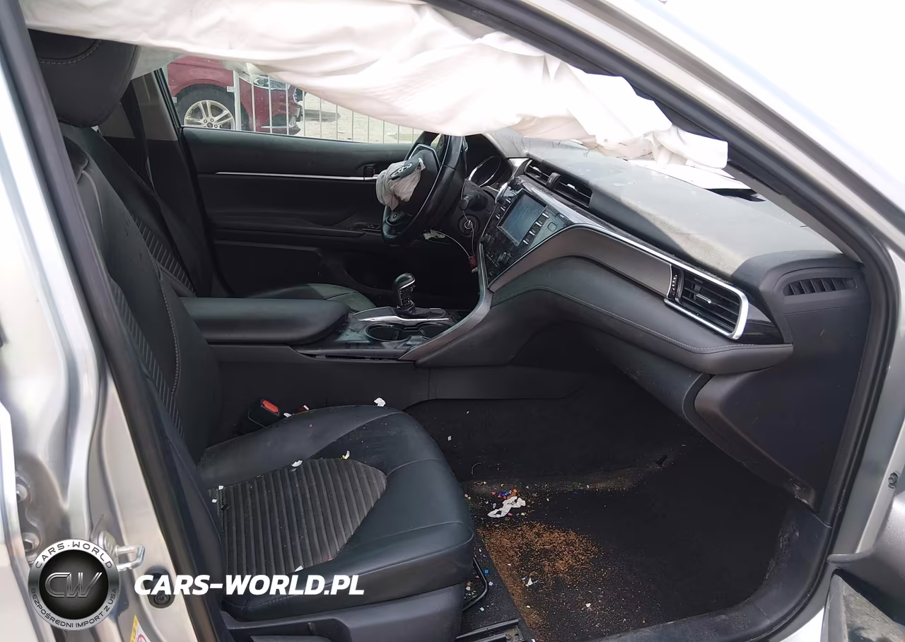 2018 Toyota Camry Se VIN:4T1B11HK5JU067300 - 5